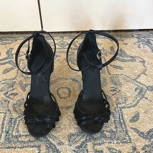 Ballroom Dance Shoes size 7.5, Henry G Black Satin-Suede Salsa, Lightly Used
